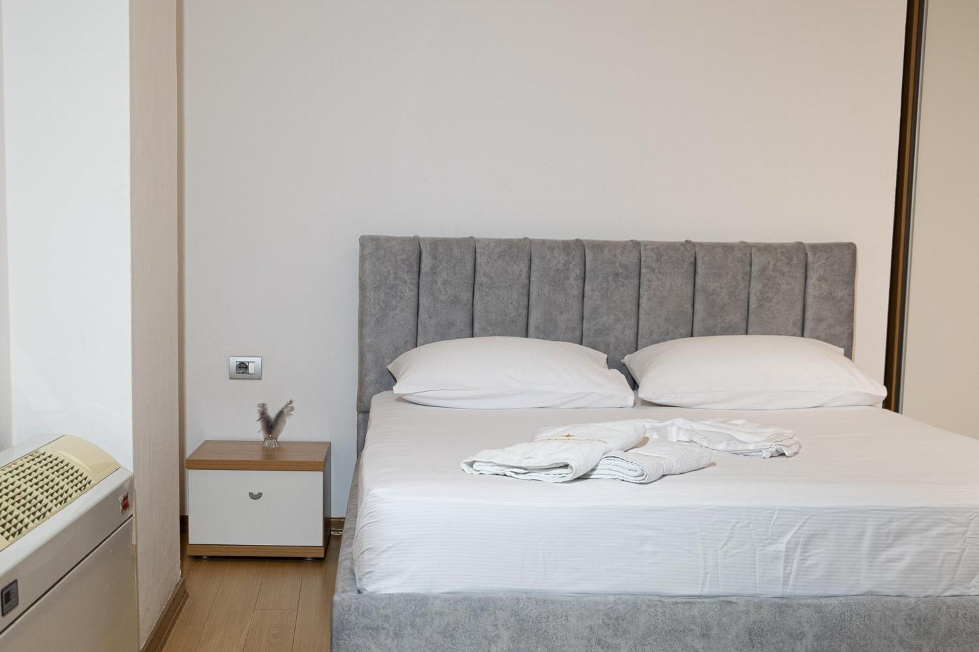 Albjona Guesthouse Tirana Extérieur photo